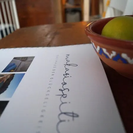 Makariospiti - Haus Der Glueckseligkeit! Case de vacanță